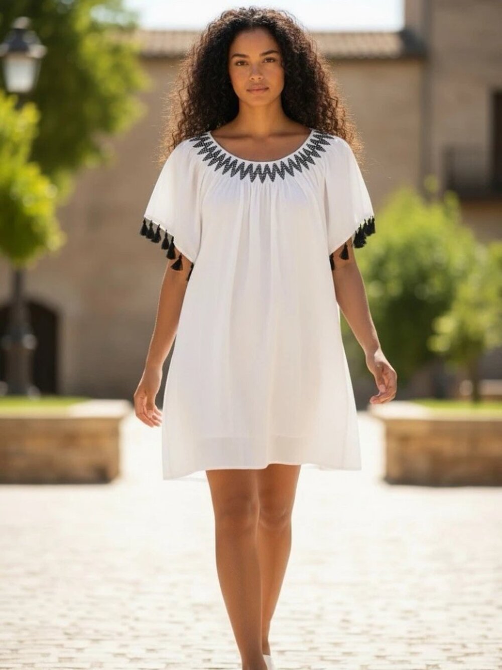 Vineyard Vines White Smocked Dress Cover Up Embroidered Tassels Size XS